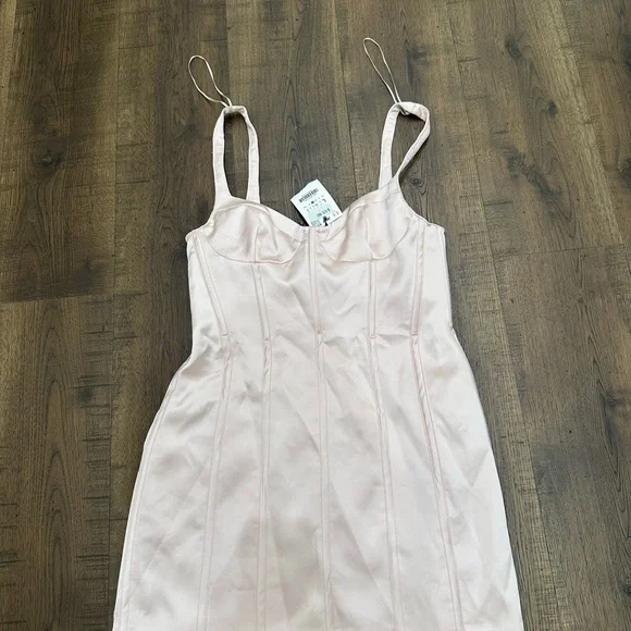 Zara Blush Pink Dress - Picture 3 of 5